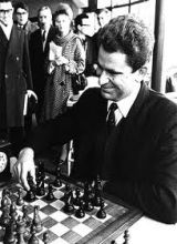 Boris Vassilivitch Spassky, Champion du monde d‘échecs de 1969 à 1972.